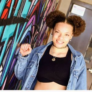 Meet your Posher, Connie